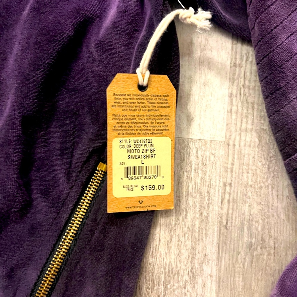 BNWT Women’s True Religion long sleeved shirt